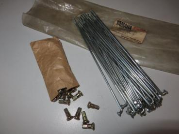 Yamaha Speichensatz hinten RD50M spoke set 18 Zoll Original 262-25304-00 NOS