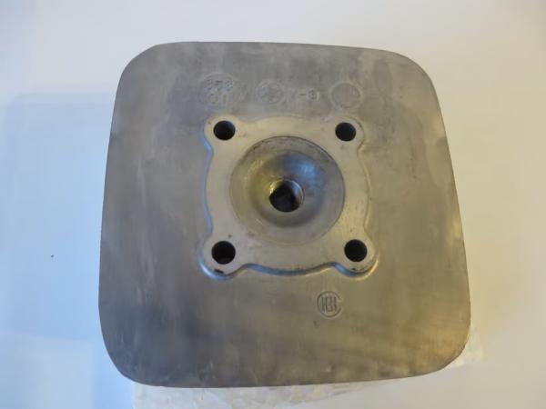 Yamaha Zylinderkopf TY50M RD50M DT50M cylinder head Original 353-11111-01-94 NOS