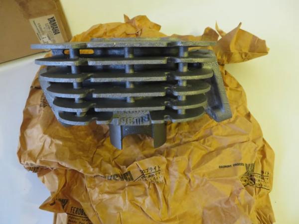 Yamaha Zylinder RX80 SE Cylinder 12N-11311-00 Original NEU