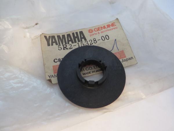 Yamaha Abdeckkappe Motorhalterung RD80 LCI LCII DT80 LCI LCII Original 5R2-15328-00 NEU