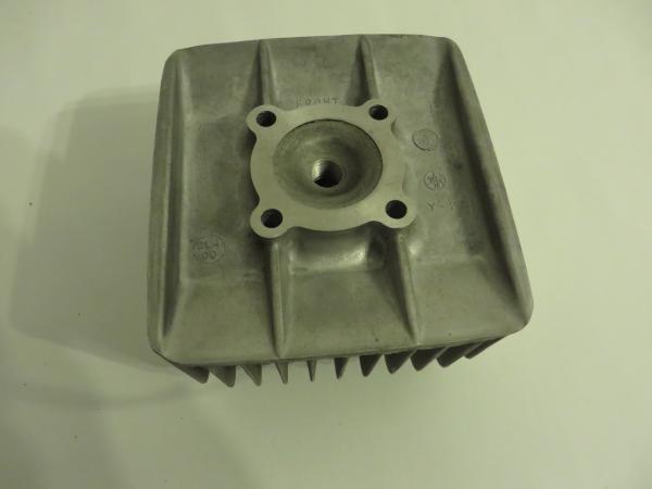 Yamaha Zylinderkopf RD50M cylinder head original 2L4-11111-00 NOS
