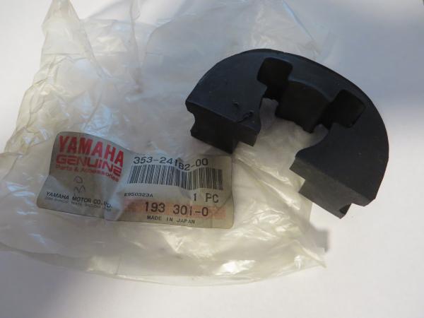 Yamaha Tankgummi Unterlage RD50 DX RD50M GT50 GT80 fuel tank damper 353-24182-00 Original