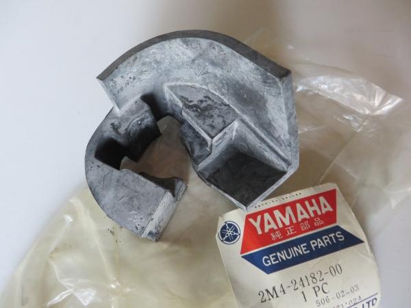 Yamaha Tankgummi Unterlage DT50M fuel tank damper Original 2M4-24182-00 NOS